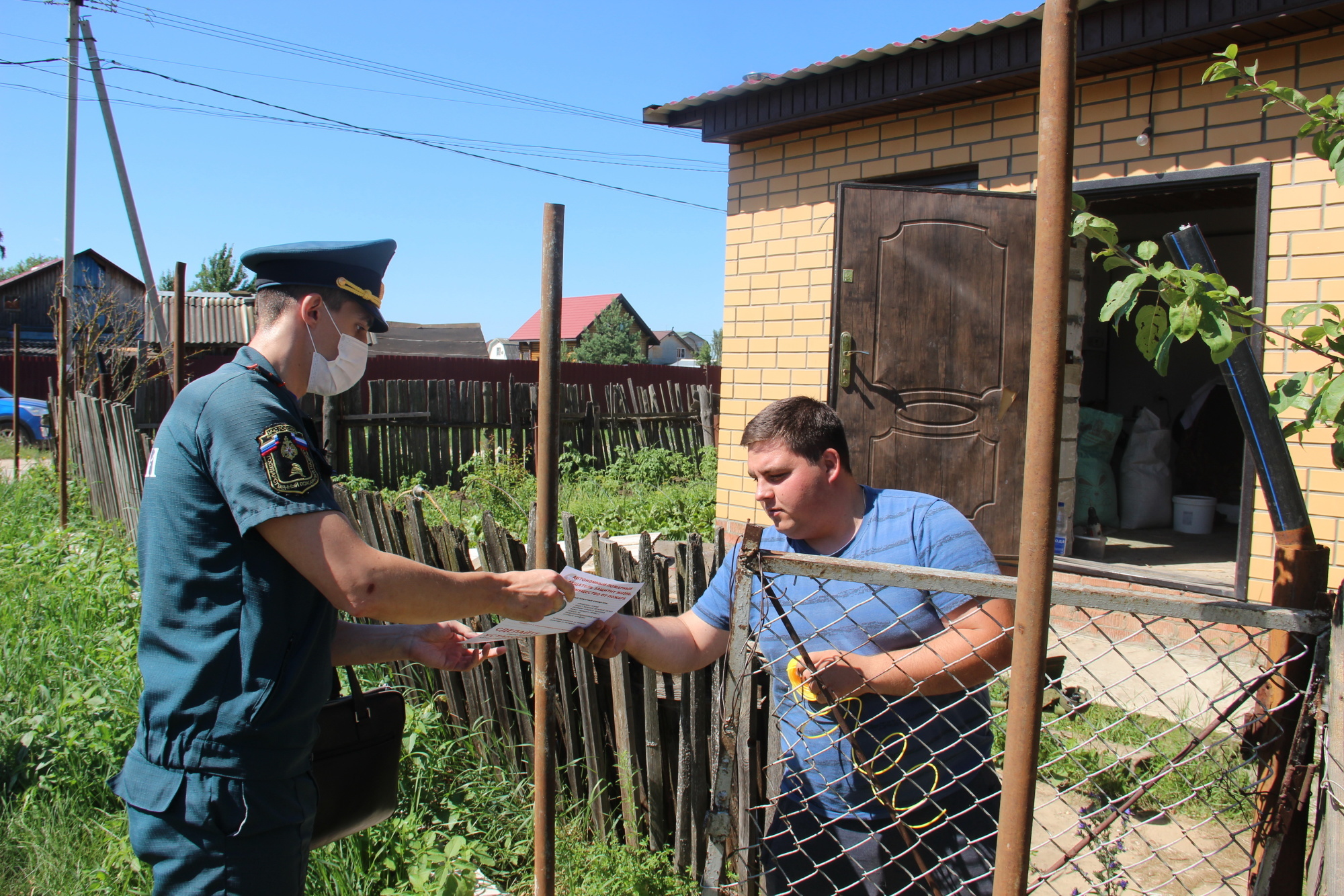 07.07.2021 Рейд ГПН в деревне Плетеневка - Фотоархив - Главное управление  МЧС России по Калужской области